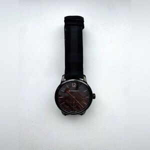 Men’s Burberry BU10010 Classic Round Checked Steel Case